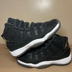 Worn 1 time , 2017
Air Jordan 11 Retro Premium GS 'Heiress' size 4.5Y

,